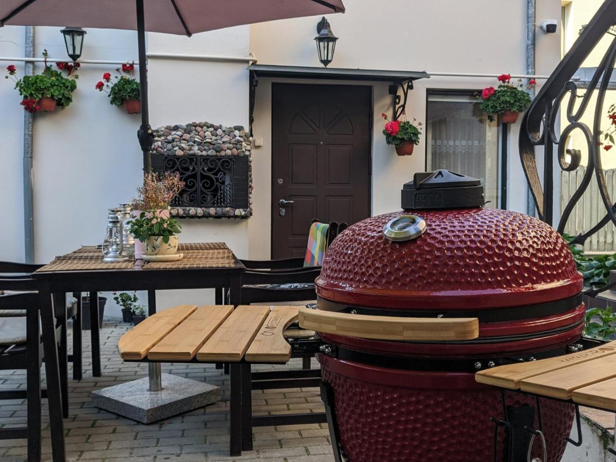 Guest House Nika - Cottages And Rooms In The Heart Of Palanga City Center Dış mekan fotoğraf