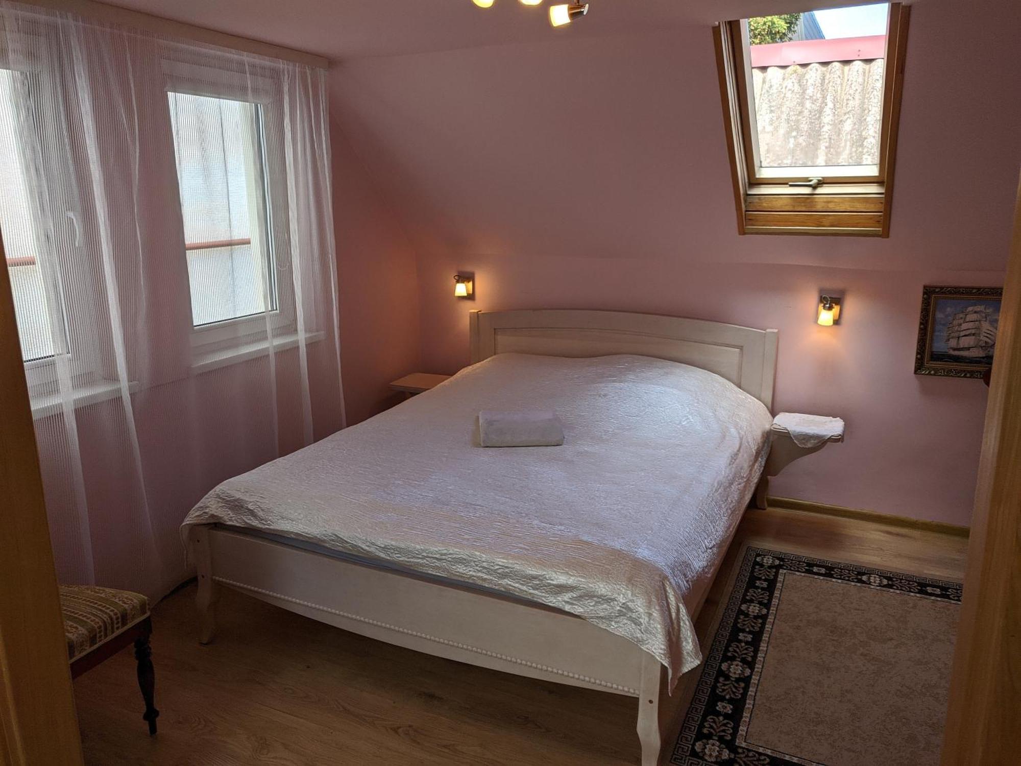 Guest House Nika - Cottages And Rooms In The Heart Of Palanga City Center Dış mekan fotoğraf
