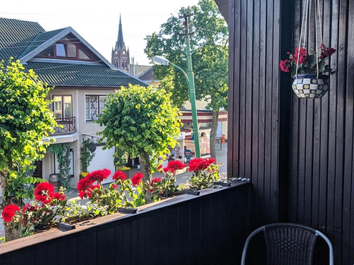 Guest House Nika - Cottages And Rooms In The Heart Of Palanga City Center Dış mekan fotoğraf